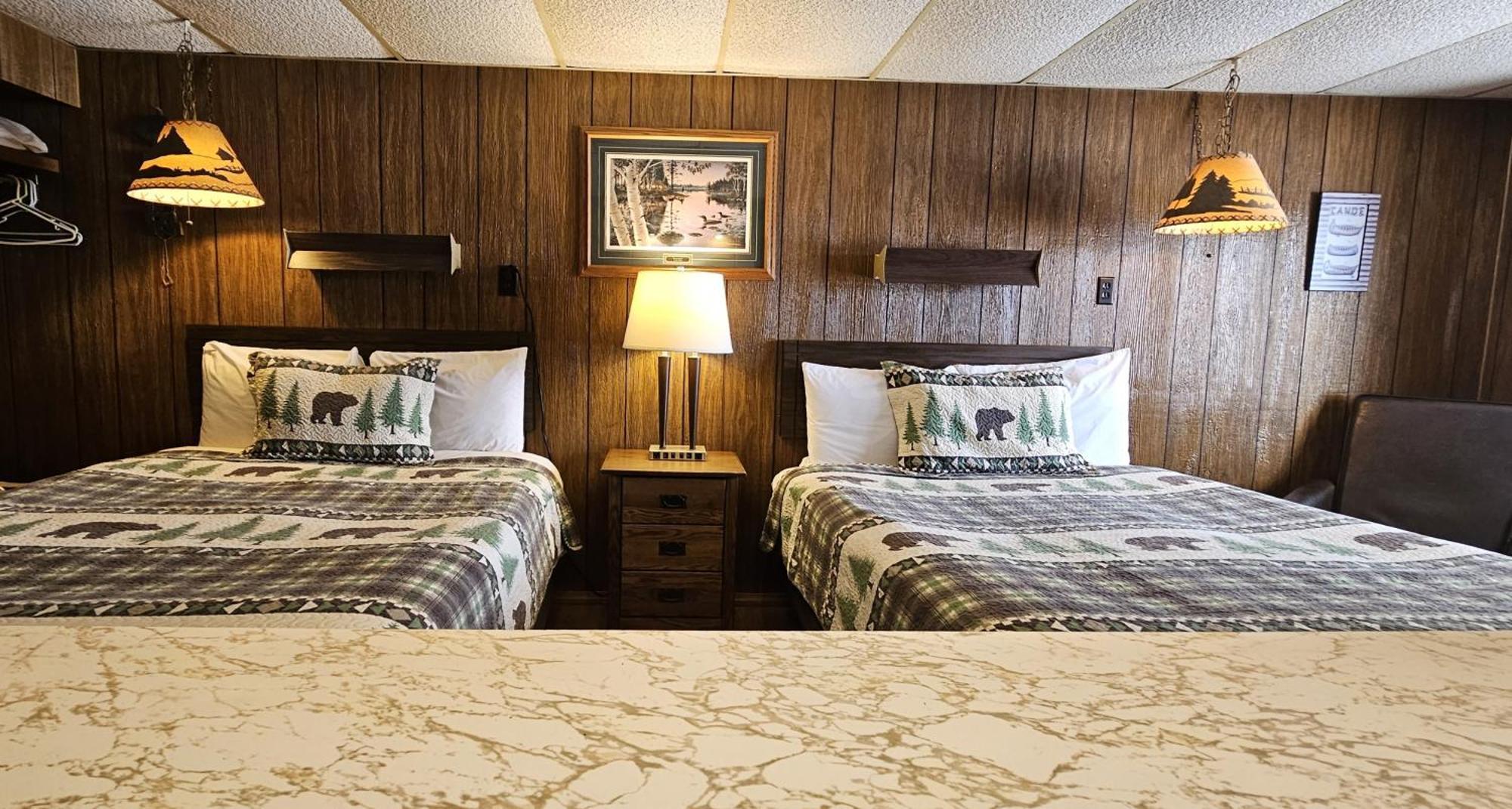 Lakeshore Motel Ice Lake Iron River Екстер'єр фото