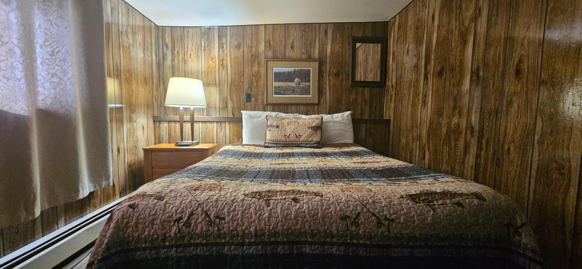 Lakeshore Motel Ice Lake Iron River Екстер'єр фото