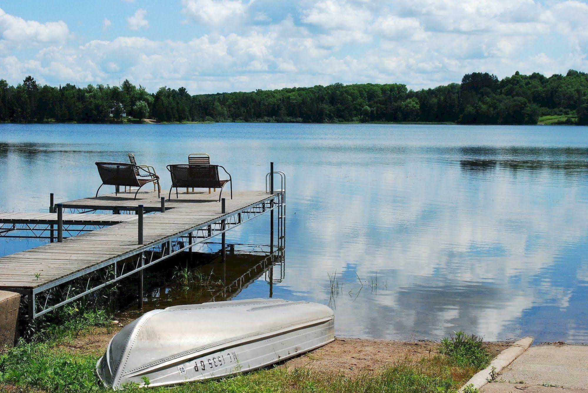 Lakeshore Motel Ice Lake Iron River Екстер'єр фото
